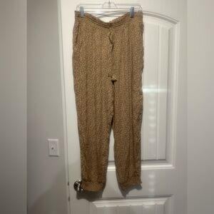 NWT New Directions Leopard/Cheetah Flowy Pants  with Elastic Cuffs